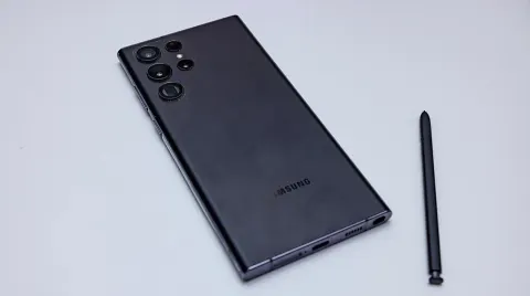 Galaxy S22 Ultra (Ex-US)